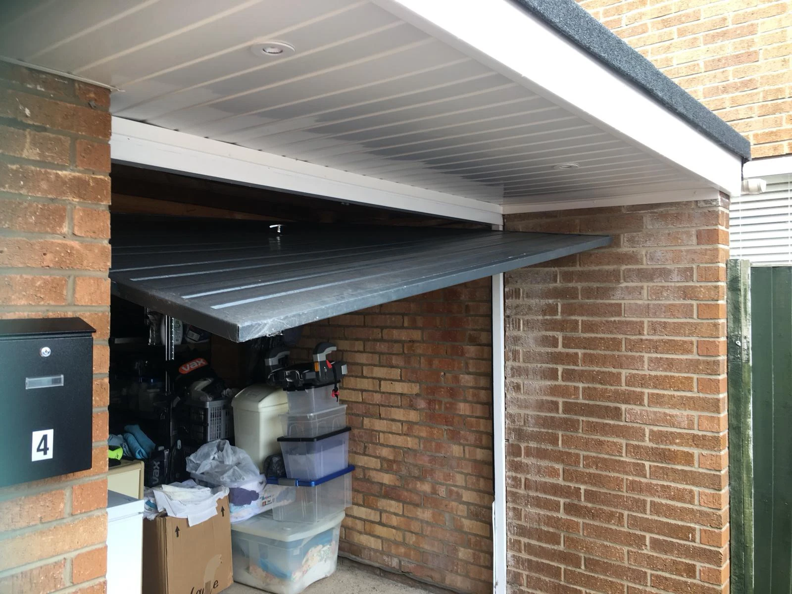 Can Automatic Garage Doors Be Broken Into?